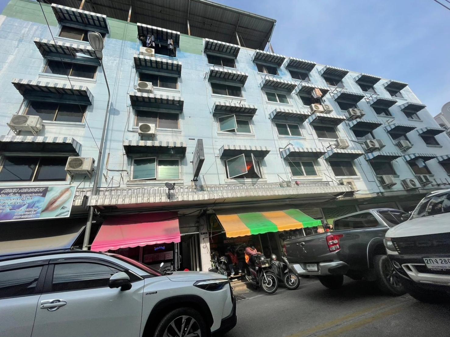 Oyo 75494 President Apartment Pattaya Εξωτερικό φωτογραφία