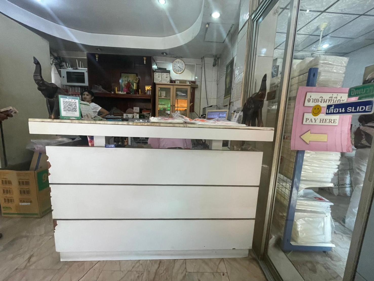 Oyo 75494 President Apartment Pattaya Εξωτερικό φωτογραφία