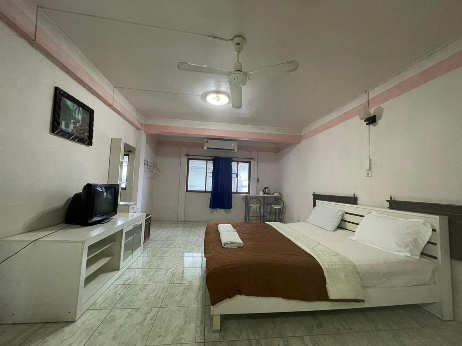 Oyo 75494 President Apartment Pattaya Εξωτερικό φωτογραφία