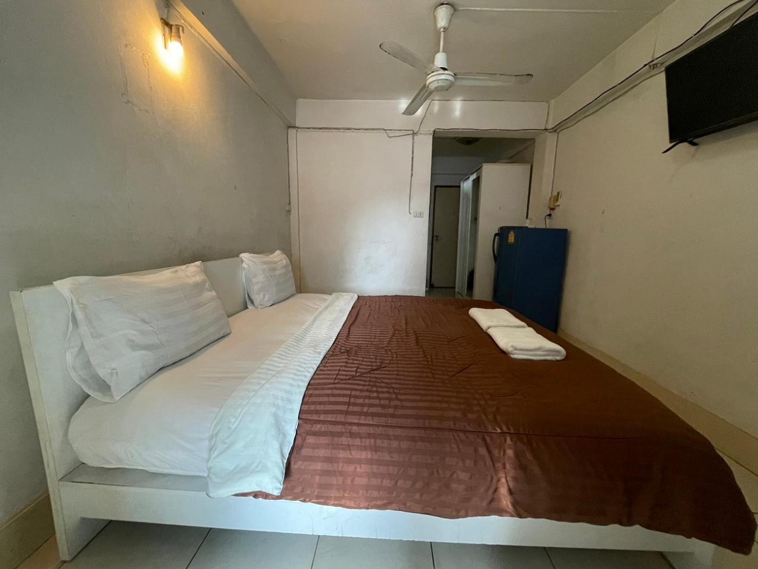 Oyo 75494 President Apartment Pattaya Εξωτερικό φωτογραφία
