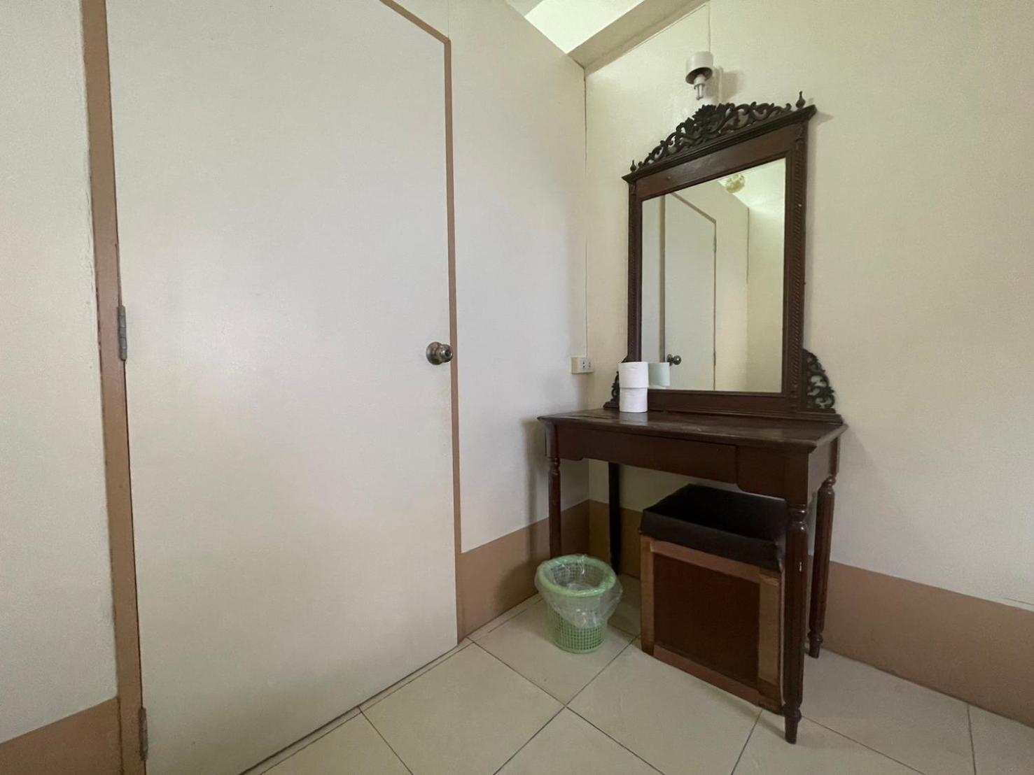 Oyo 75494 President Apartment Pattaya Εξωτερικό φωτογραφία