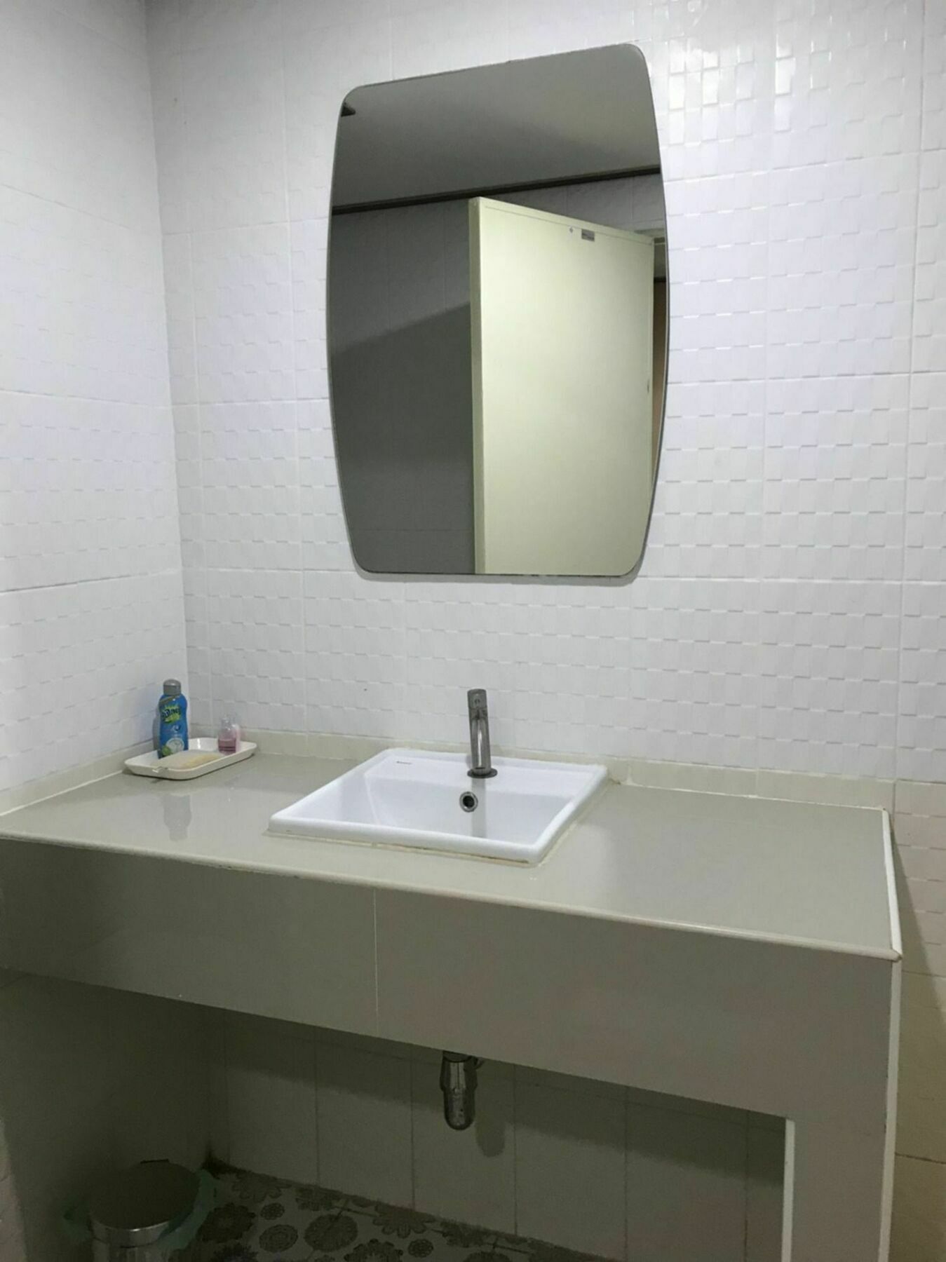 Oyo 75494 President Apartment Pattaya Εξωτερικό φωτογραφία